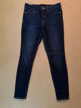 Athleta Sculptek Blue Women’s Skinny Jeans - Classic Everyday Fit